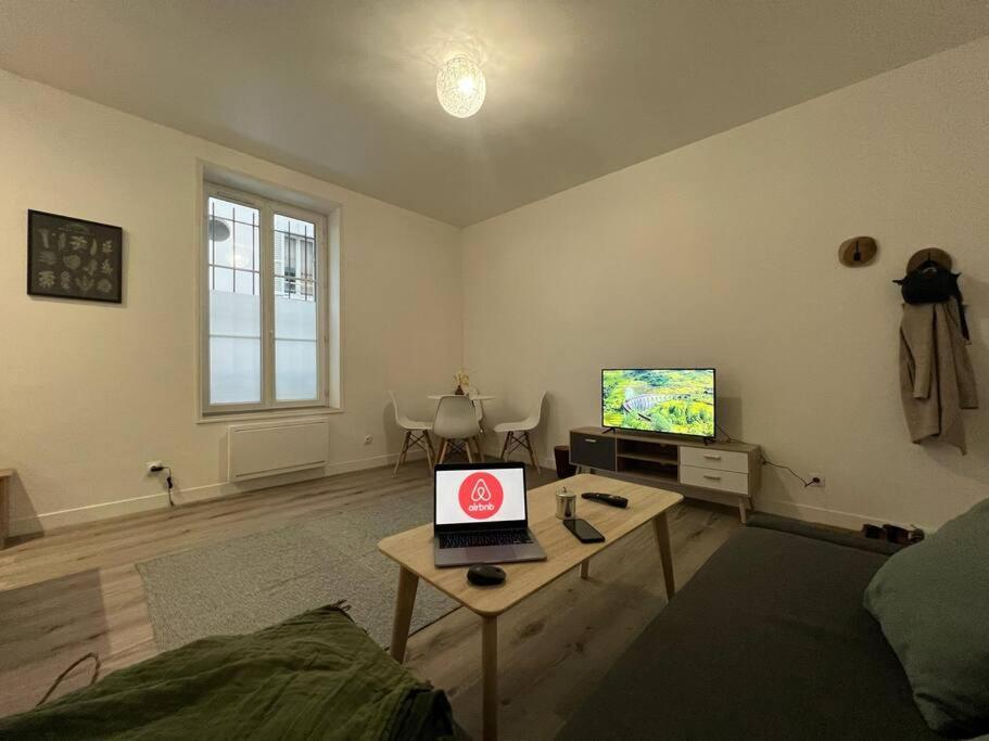 Apartamento Havre De Paix - Melun Exterior foto